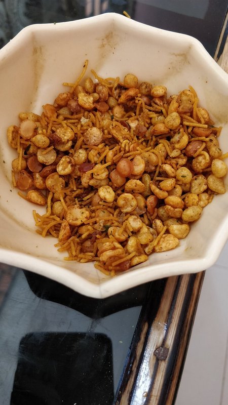 Haldiram's Navrattan Mix 200 g
